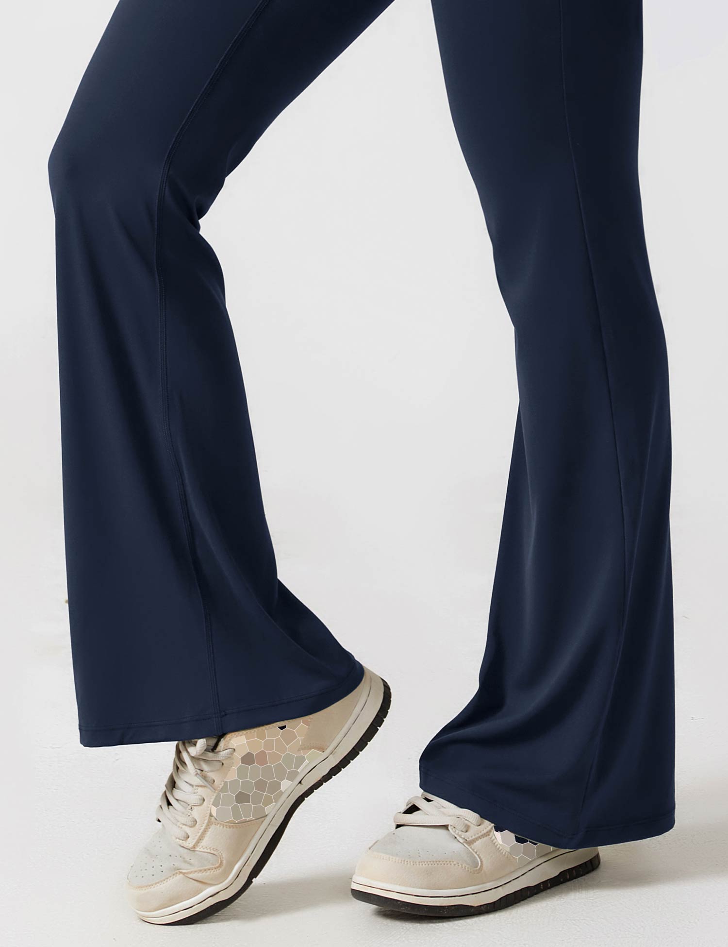 Freya™ Schmeichelhafter Jumpsuit mit V-Rücken