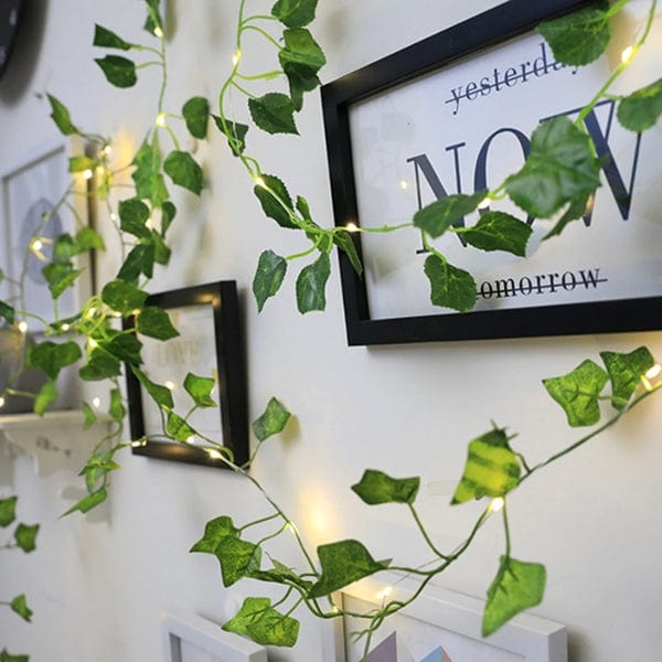Hanging Nature™ - LED Ivy Garland 4