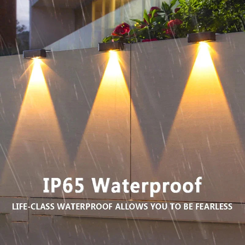 LumiGlow Solar-Wandleuchte | 3 Lichtmodi | IP65 Wasserdicht & Wetterfest 3