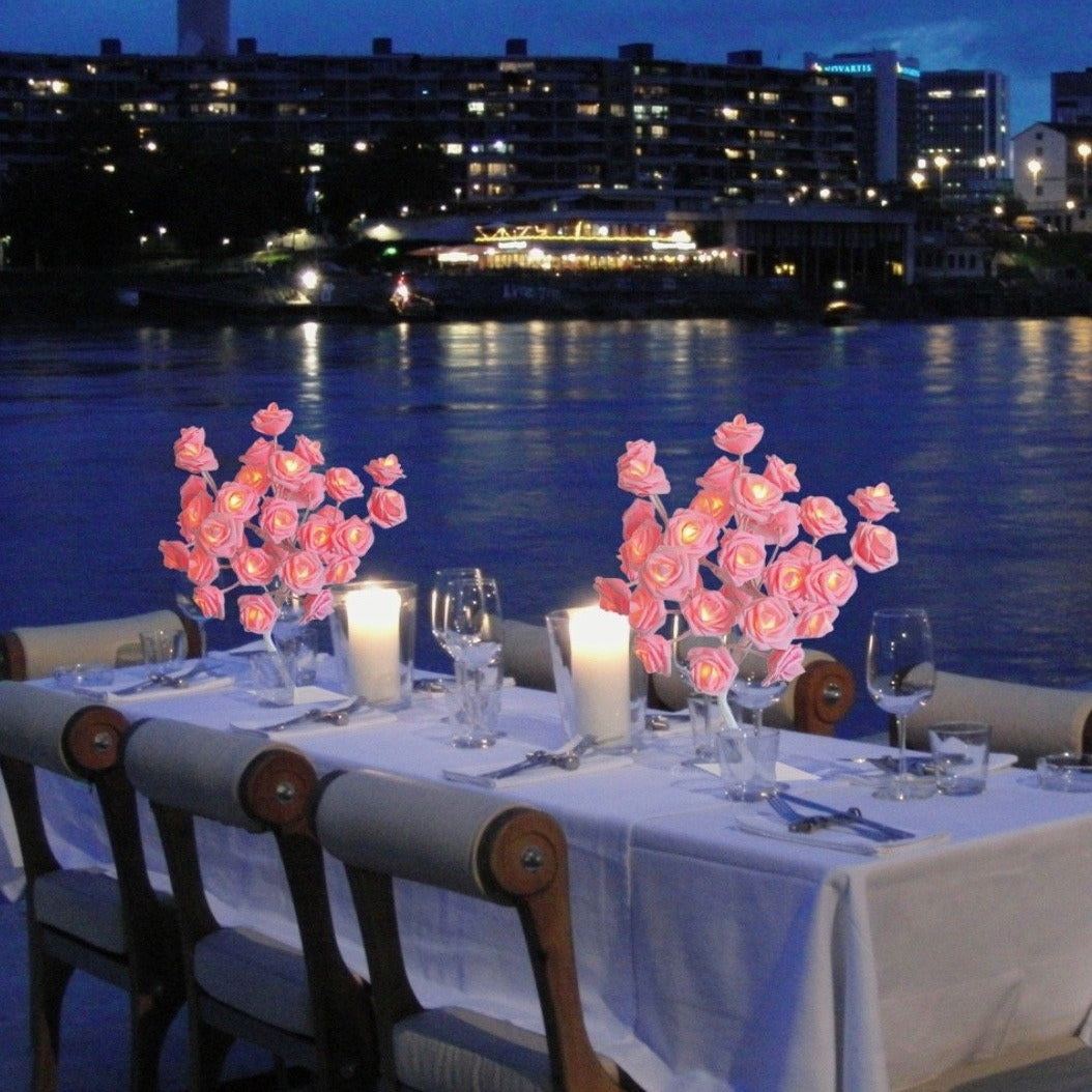 PetalGlow™ Creates a cozy ambience 1