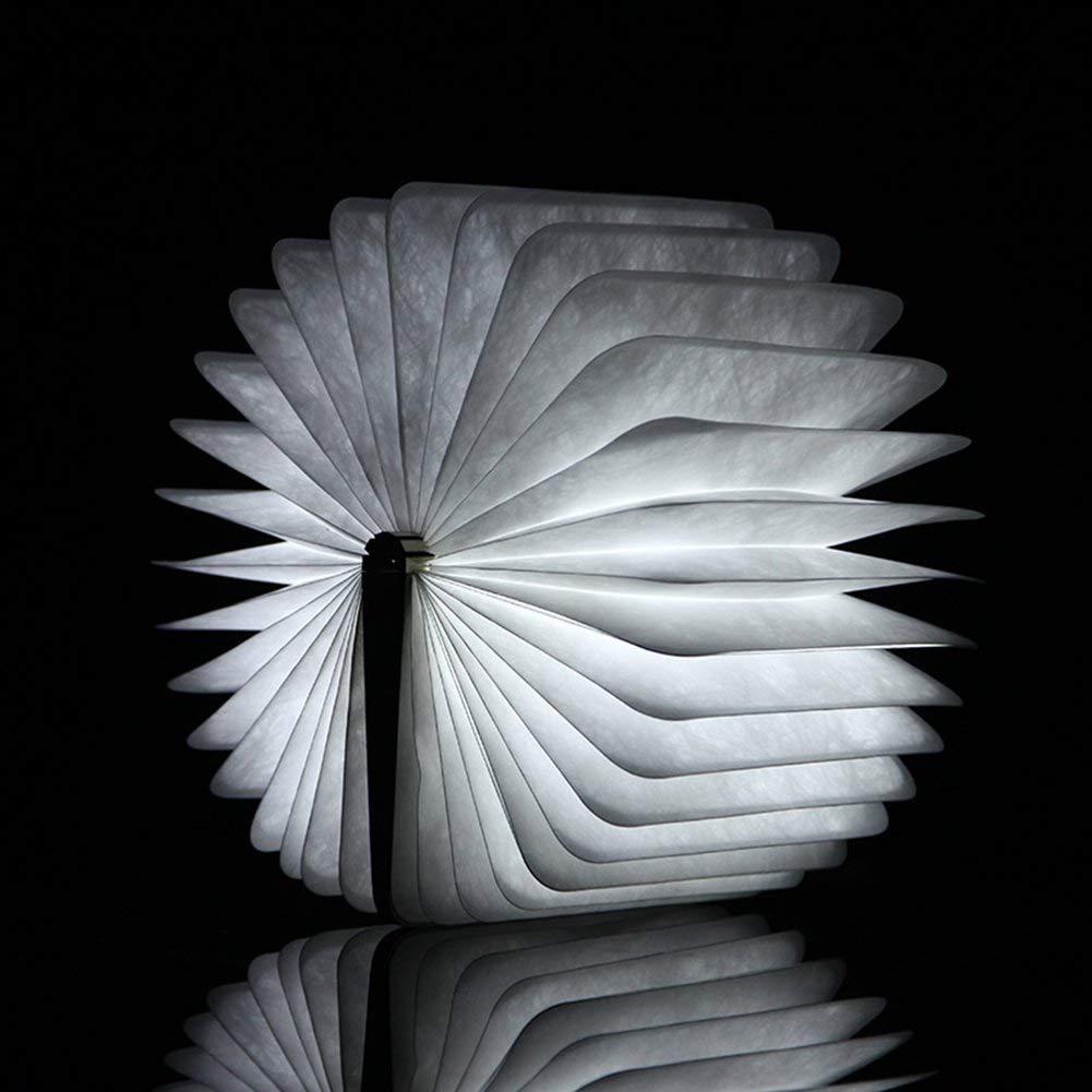 LumiFold™ - Foldable bedside lamp for turning pages 4